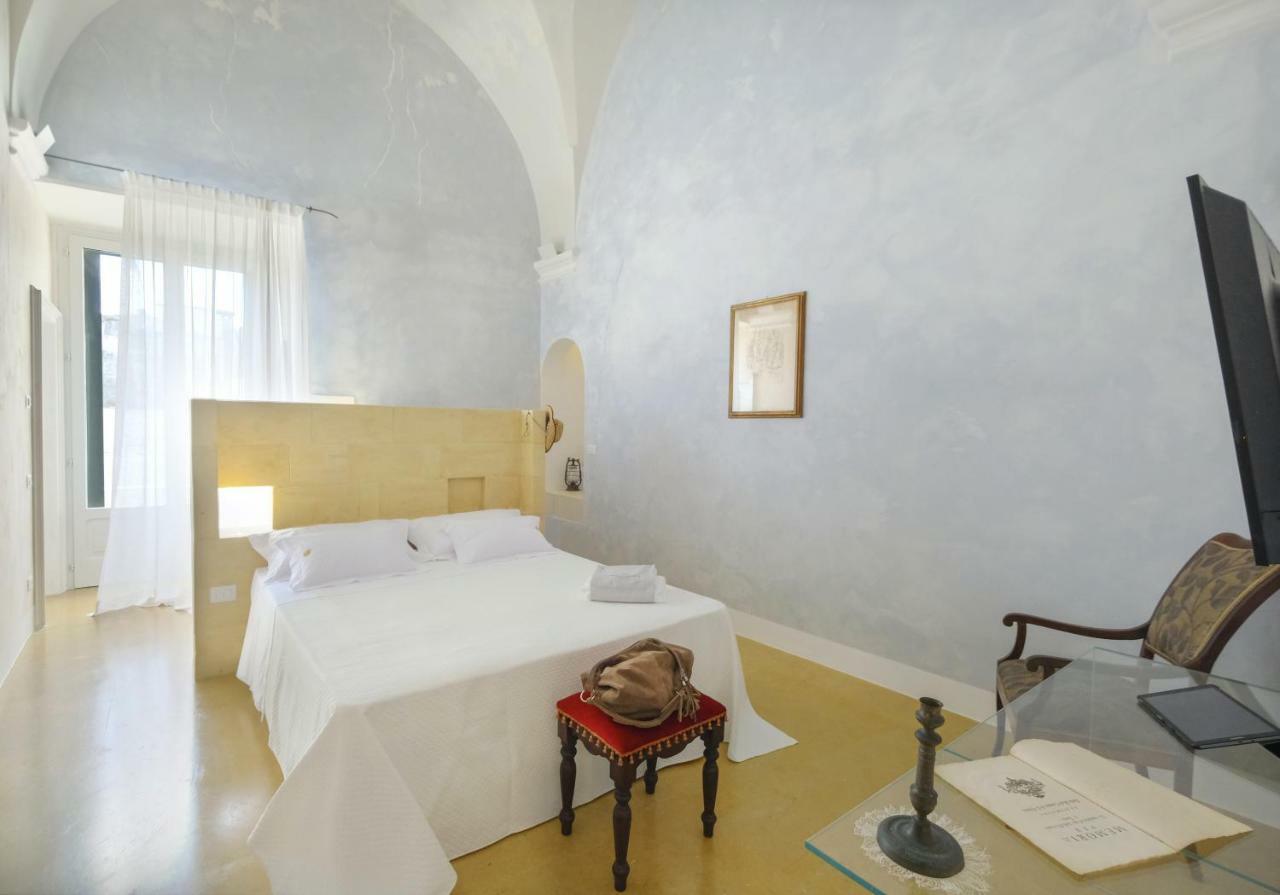 Pascaraymondo Palace
